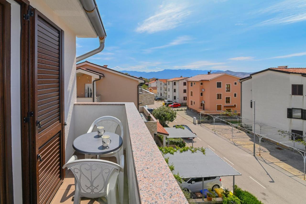 Apartments Andrea I Башка Экстерьер фото