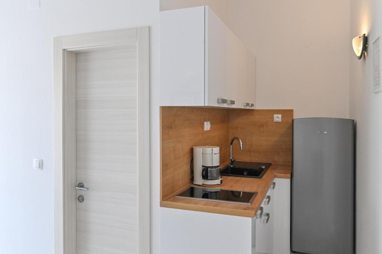 Apartments Andrea I Башка Экстерьер фото