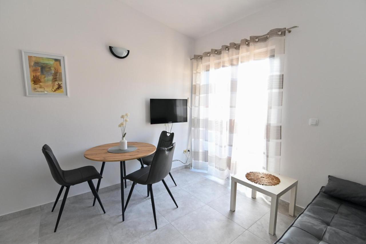 Apartments Andrea I Башка Экстерьер фото